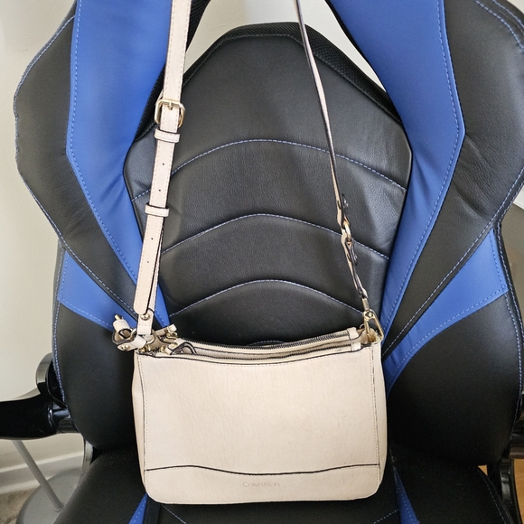 CALVIN KLEIN nude crossbody bag - Picture 2 of 5